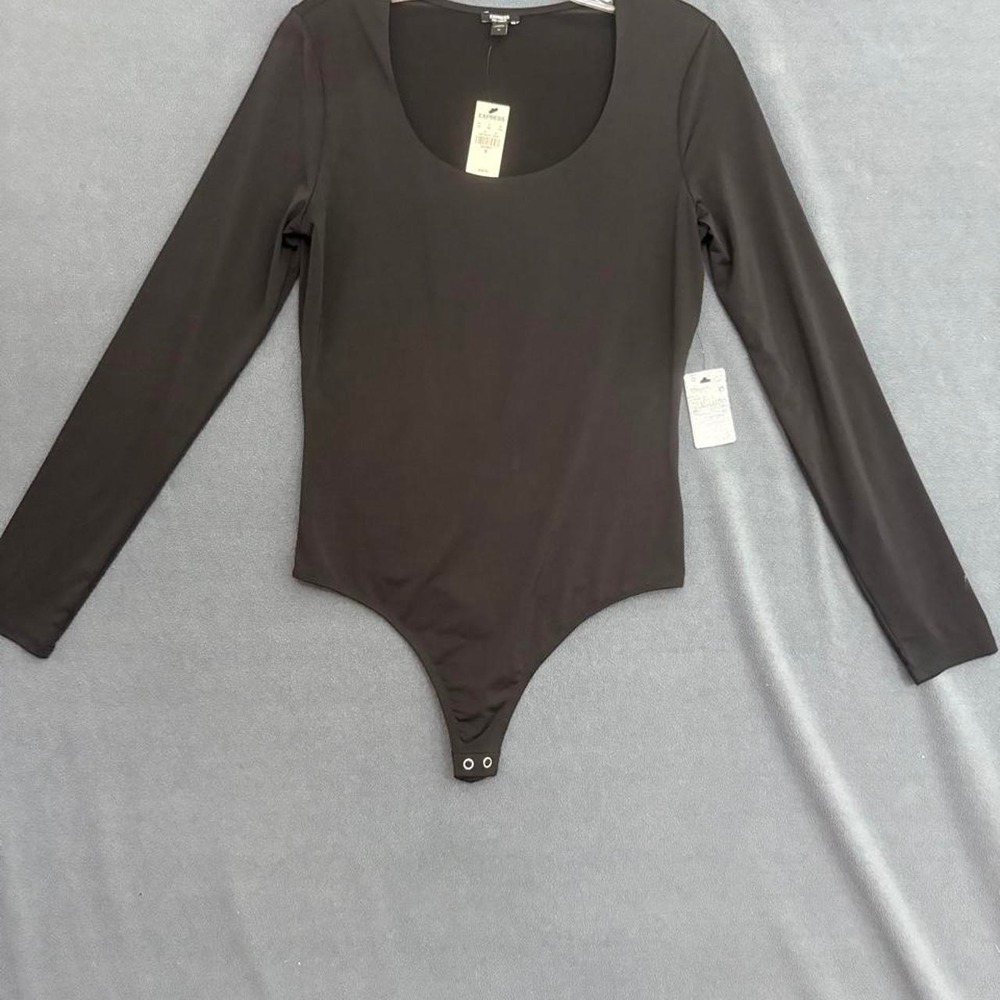 Express Body Contour Bodysuit Medium Long Sleeve Layering Slimming Capsule NWT